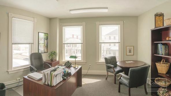 Downtown Route 1 Office Building: 408 Lafayette Road, Hampton, NH 03842